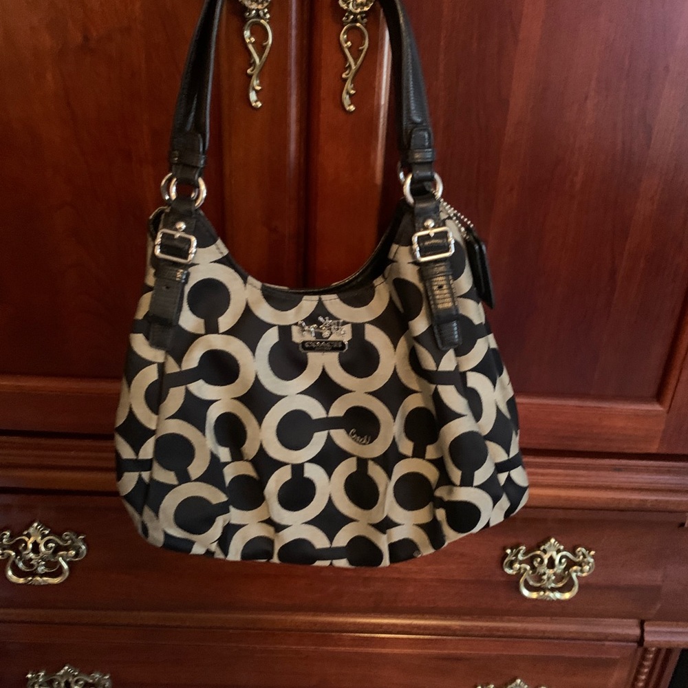 Silver COACH Shoulder Purse/ Handbag-Vintage